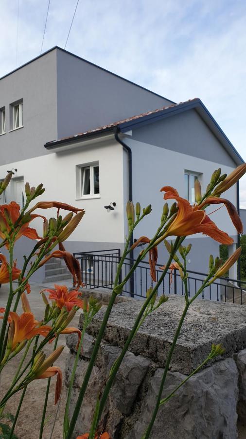 Zita Lovran Apartment