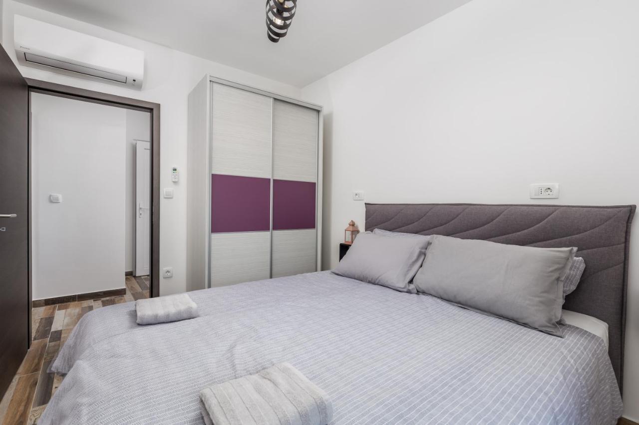Zita Lovran Apartment *