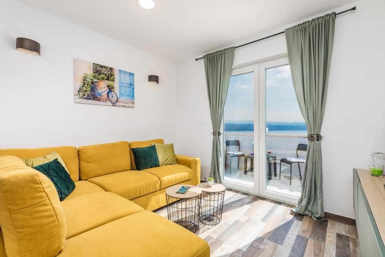 Zita Lovran Apartment