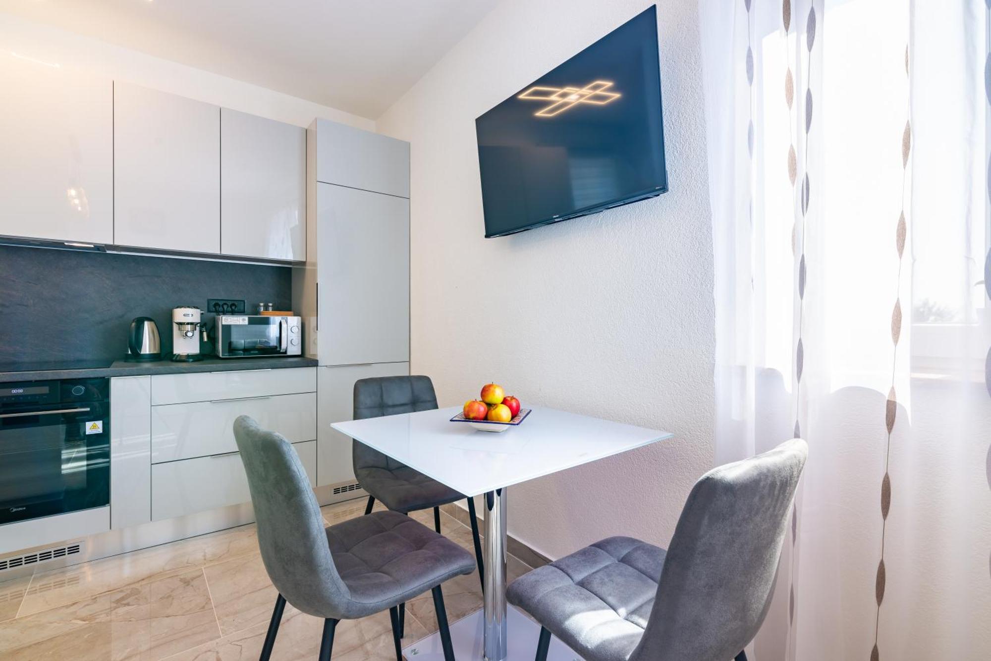 Zita Lovran Apartman