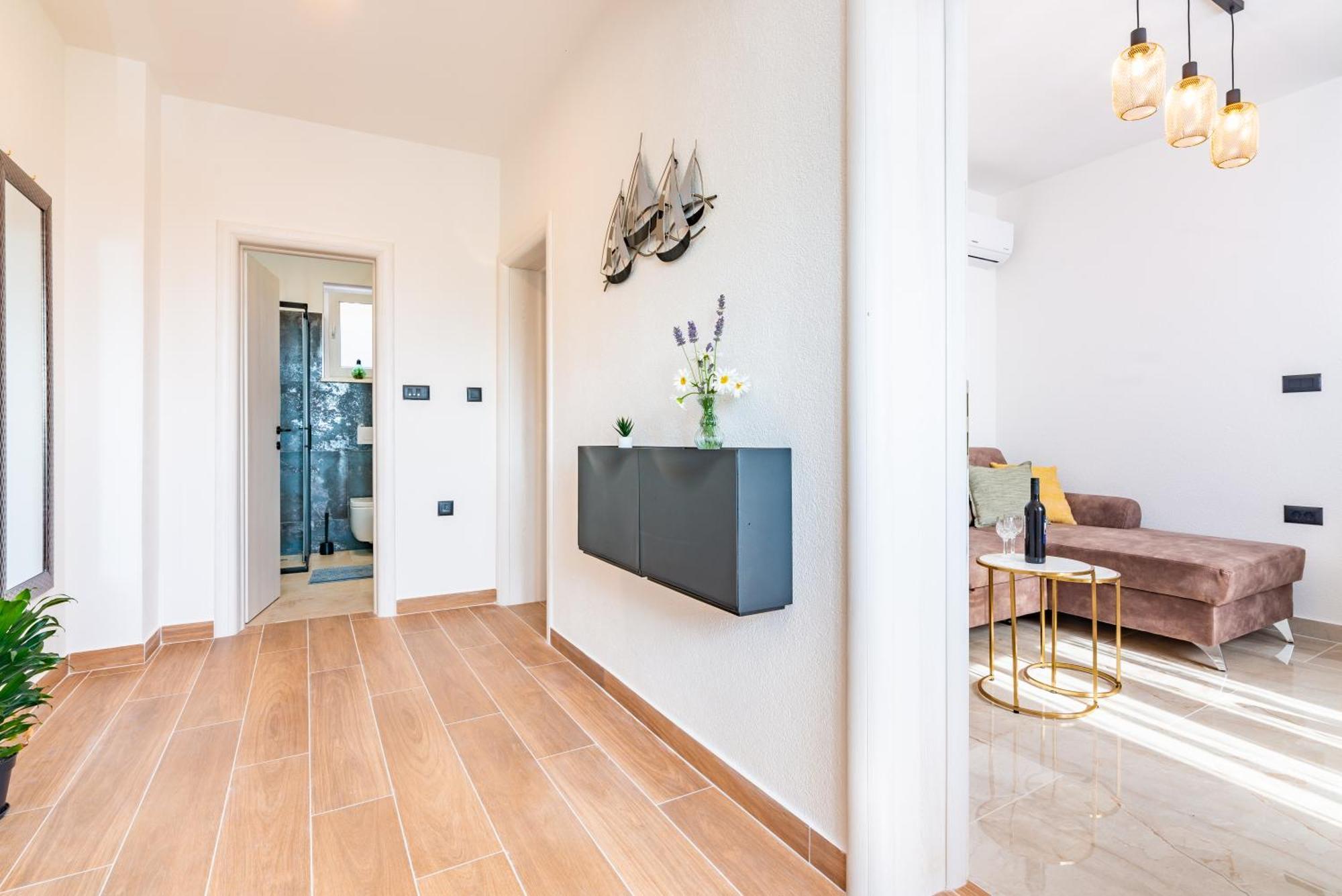 Zita Lovran Apartment